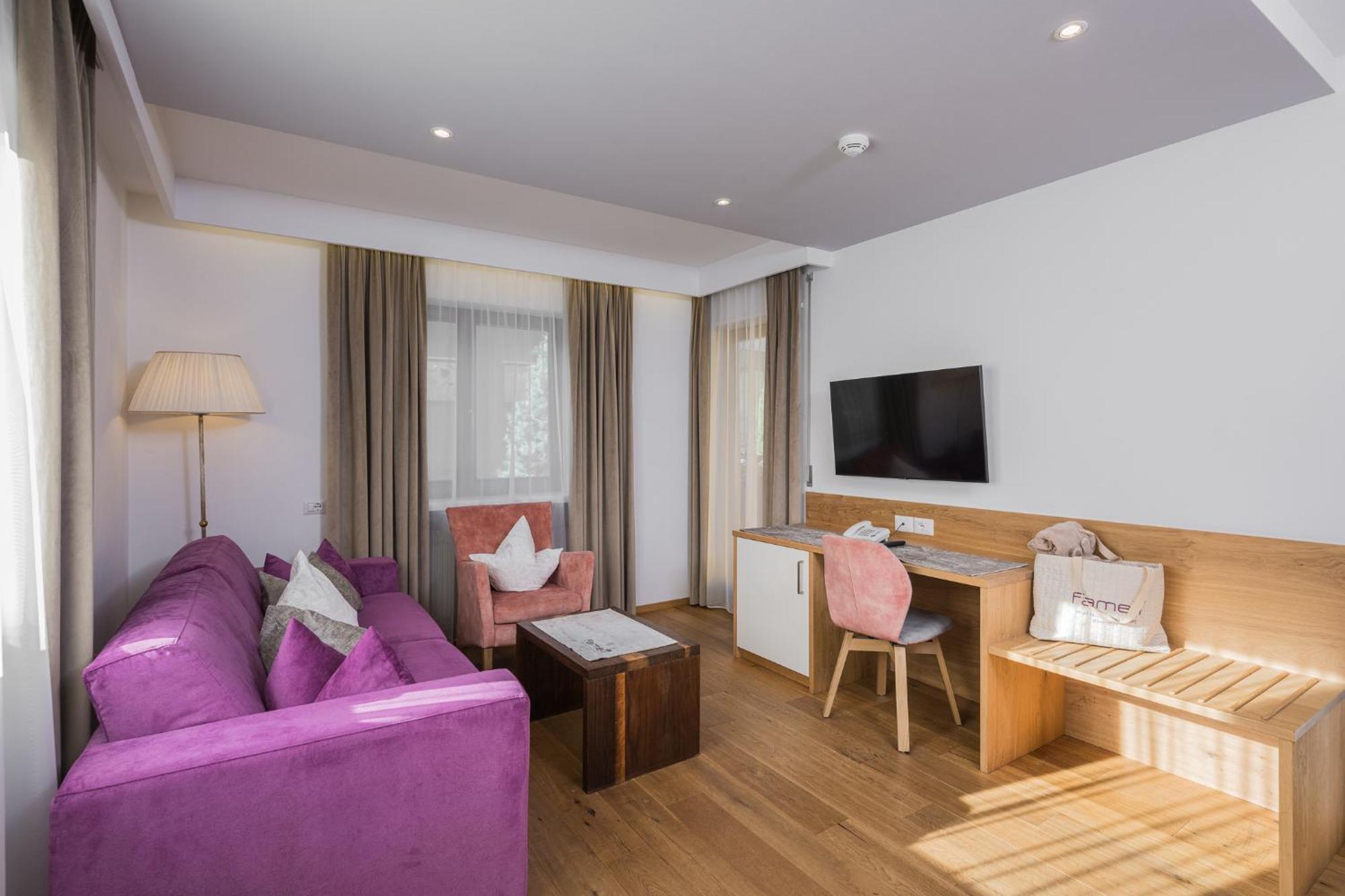 Hotel Fameli Olang Room photo
